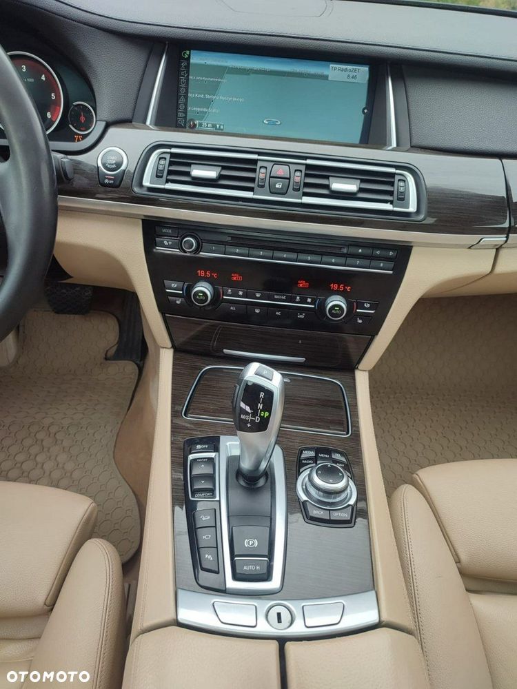 BMW Seria 7 - 6