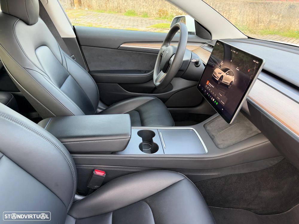 Tesla Model 3 RWD - 20