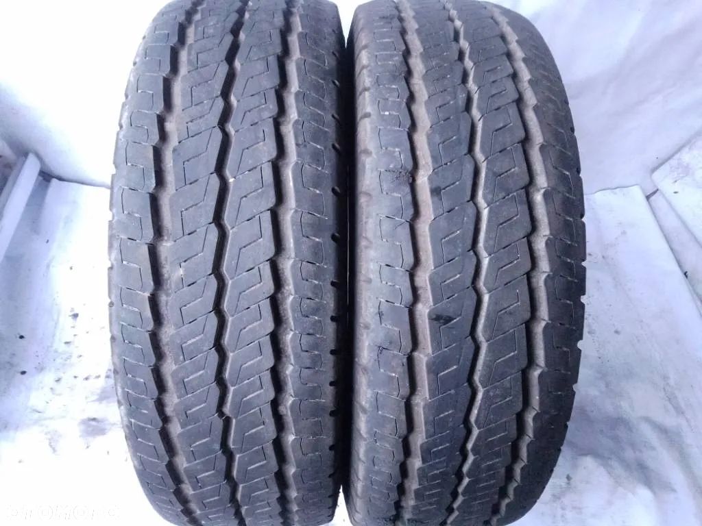 Continental VancoCamper 225/75 R16CP 116R 2023 8.5-9mm - 1