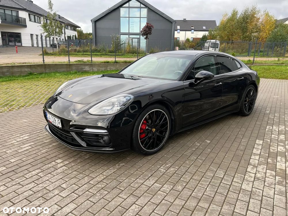 Porsche Panamera Turbo Executive - 38