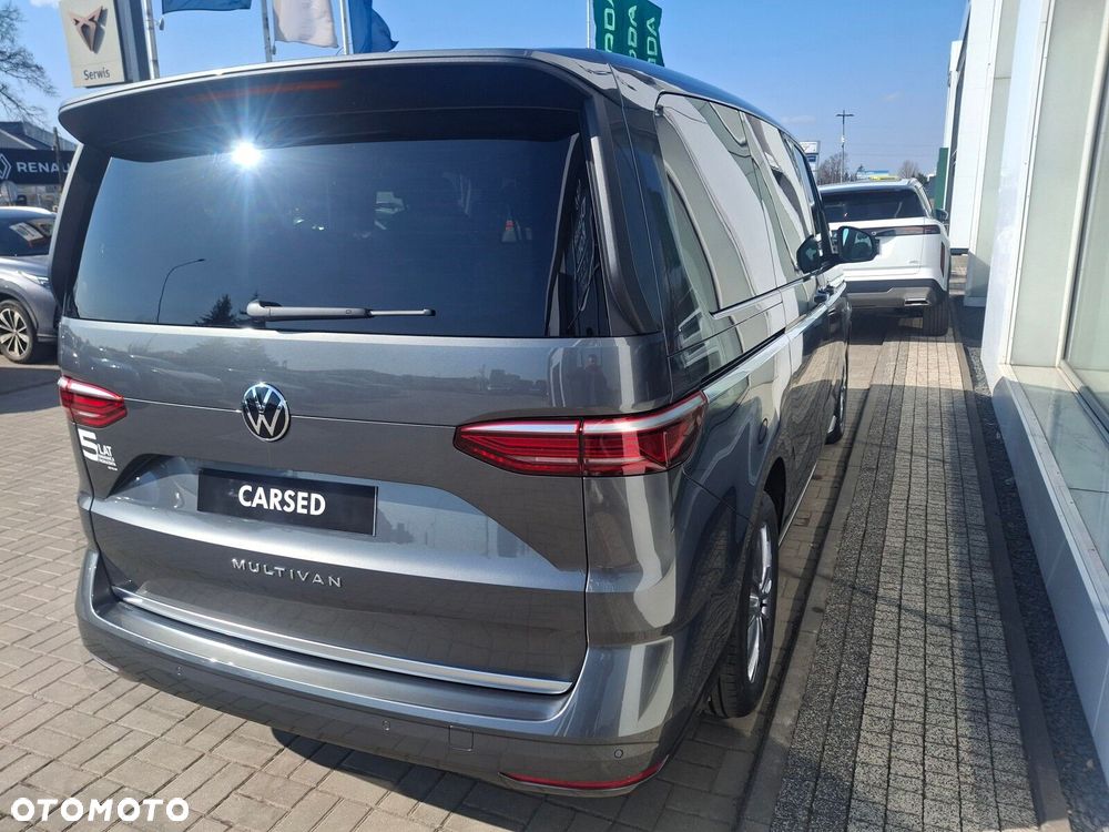 Volkswagen Multivan - 12