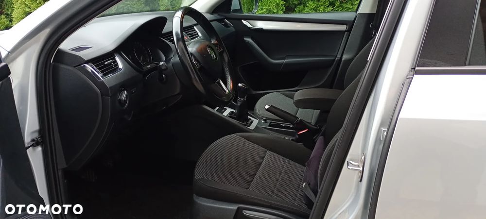 Skoda Octavia 1.6 TDI Ambition - 30