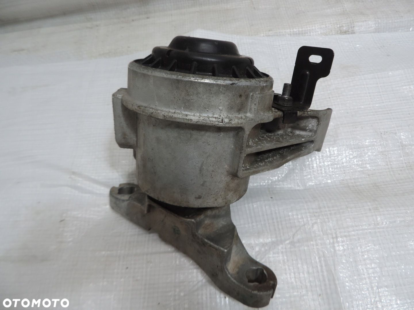 ŁAPA PODUSZKA SILNIKA FORD EDGE MK2 FORD MONDEO MK5 2.0 TDCI DS73-6F012-GG - 2