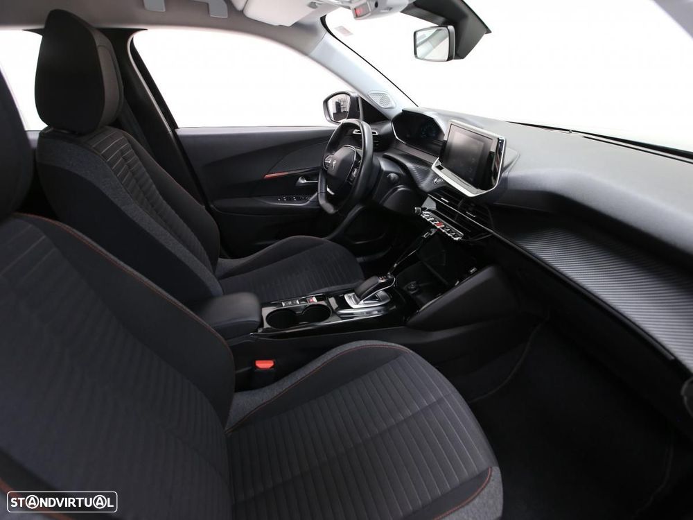 Peugeot e-2008 50 kWh Active - 9