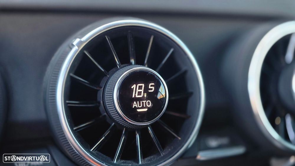 Audi TT Coupé 2.0 TDI S-line - 29