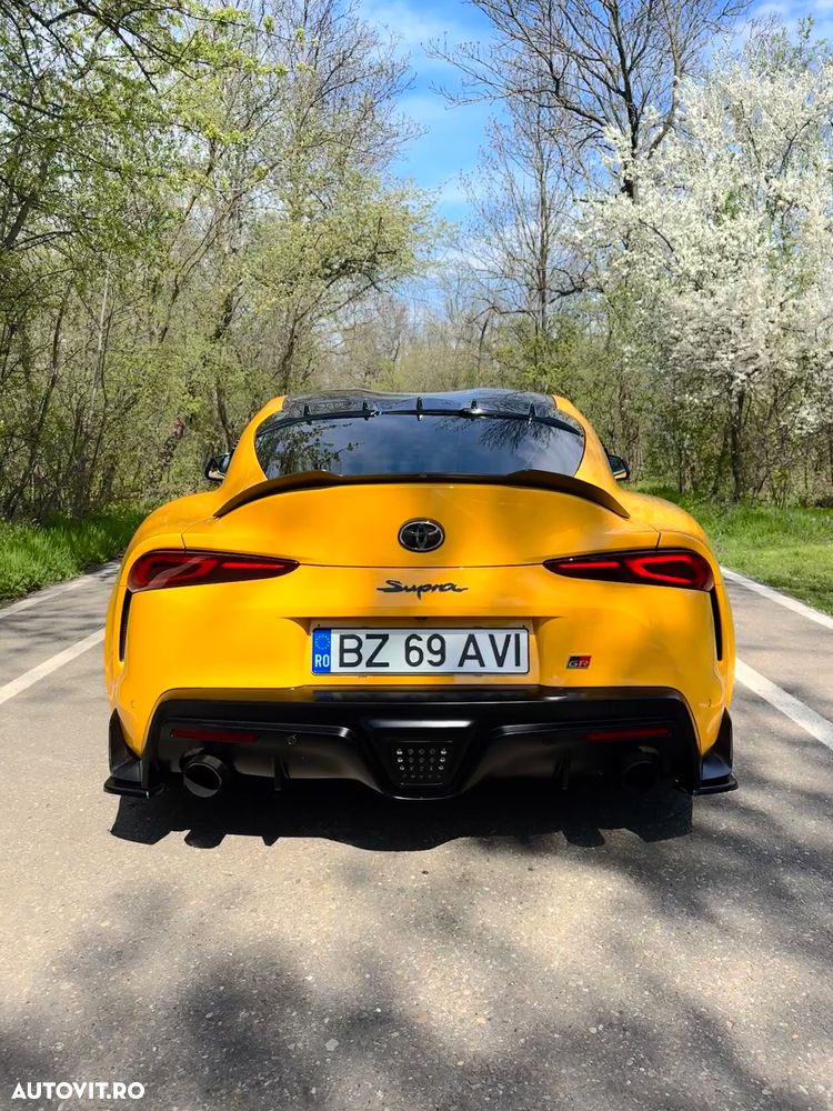 Toyota Supra - 2
