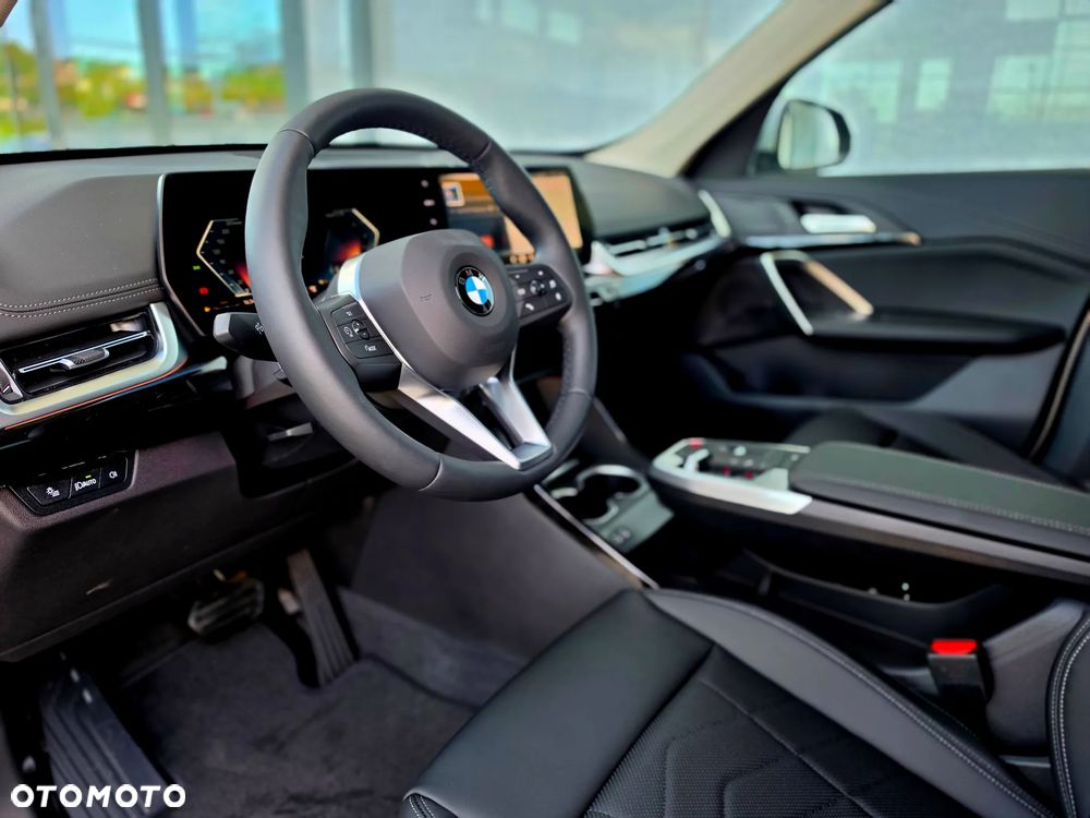 BMW X1 sDrive20i mHEV xLine - 19