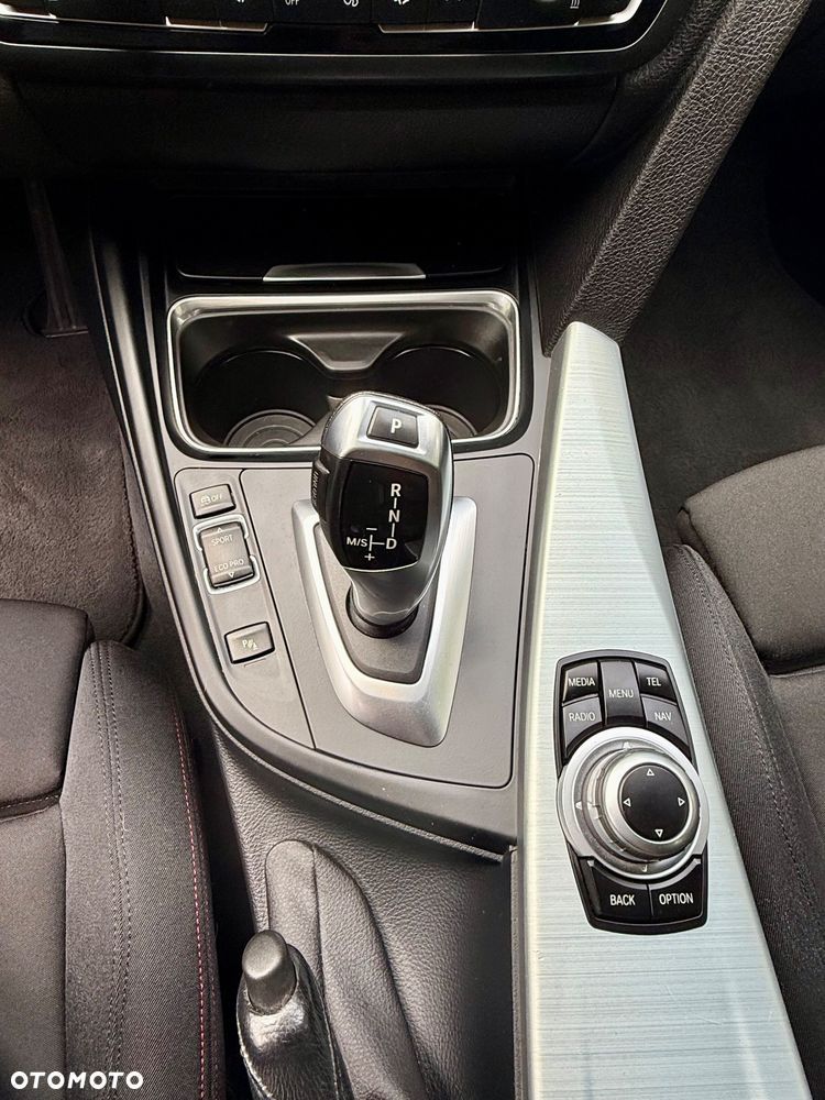 BMW Seria 4 420i Sport-Aut Sport Line - 32