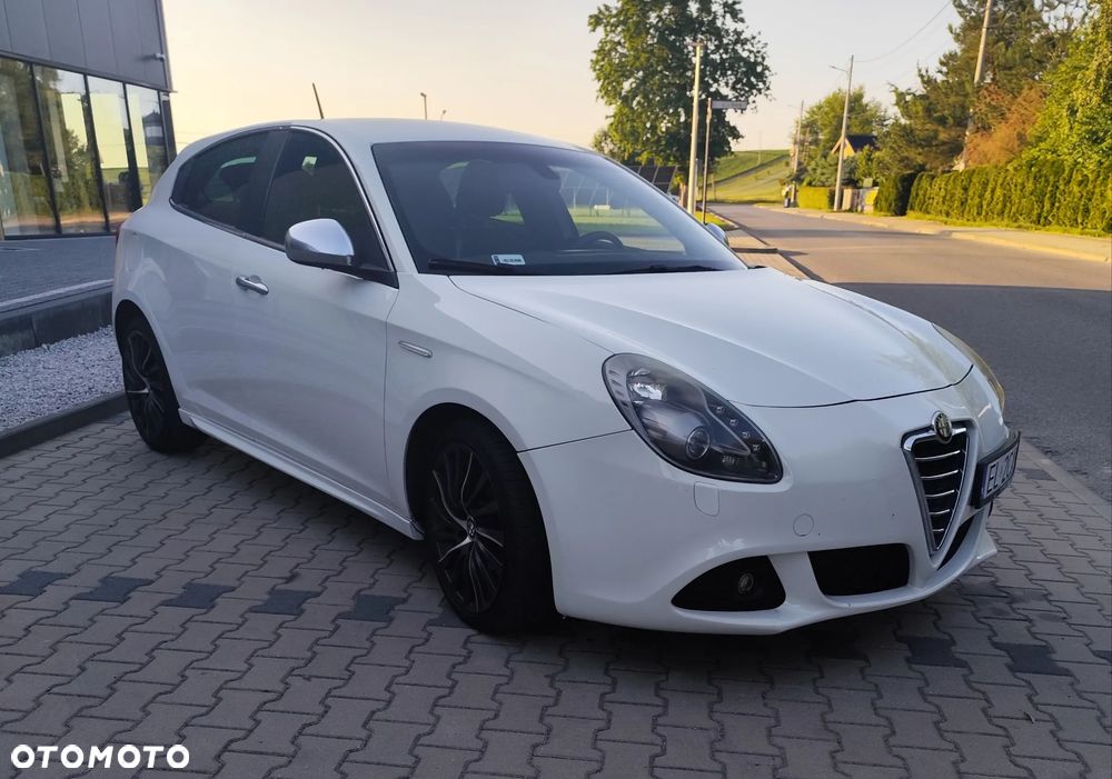 Alfa Romeo Giulietta 1.4 TB MultiAir Distinctive TCT - 11