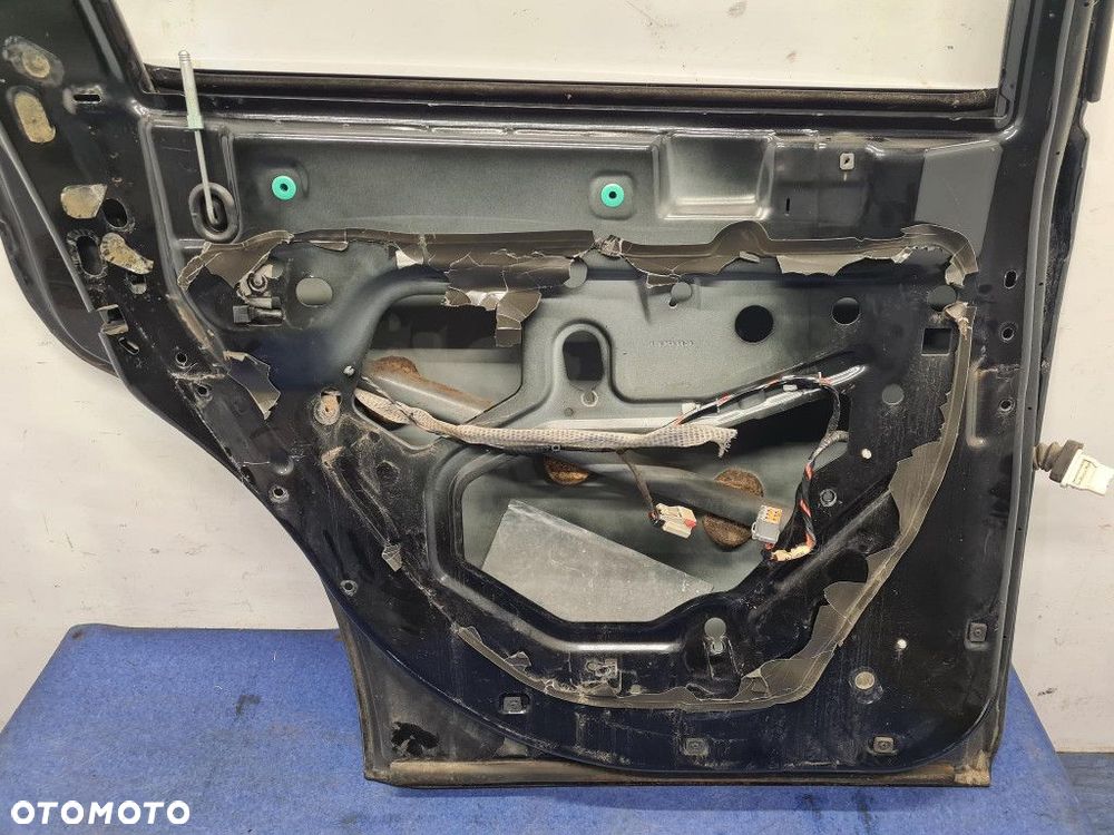 CHRYSLER 300C KOMBI 3.0 CRD DRZWI TYŁ LEWE - 8