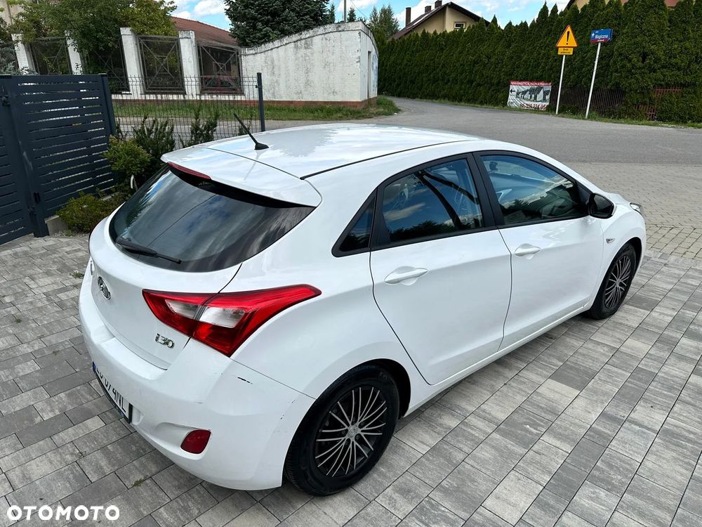 Hyundai i30 1.4 Select - 8