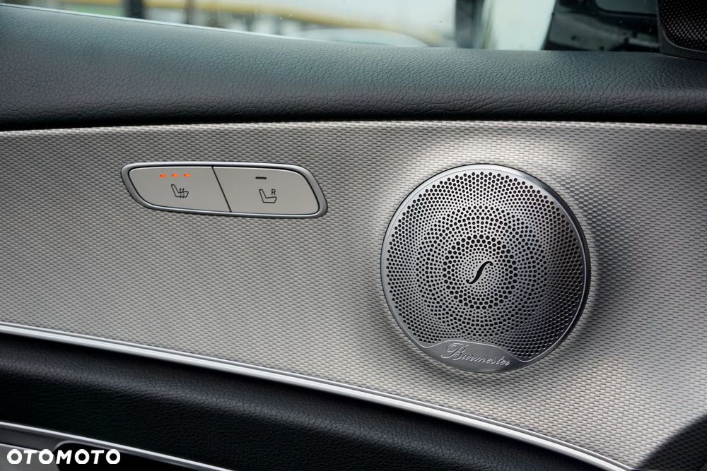 Mercedes-Benz Klasa E 220 d 4-Matic 9G-TRONIC - 16