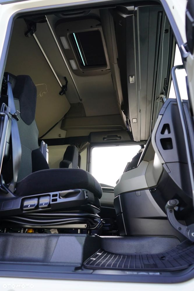 MAN TGX / 18.470 / E 6 / GX / FIRANKA / 19 PALET / RETARDER / ŁAD. 8050 KG - 8
