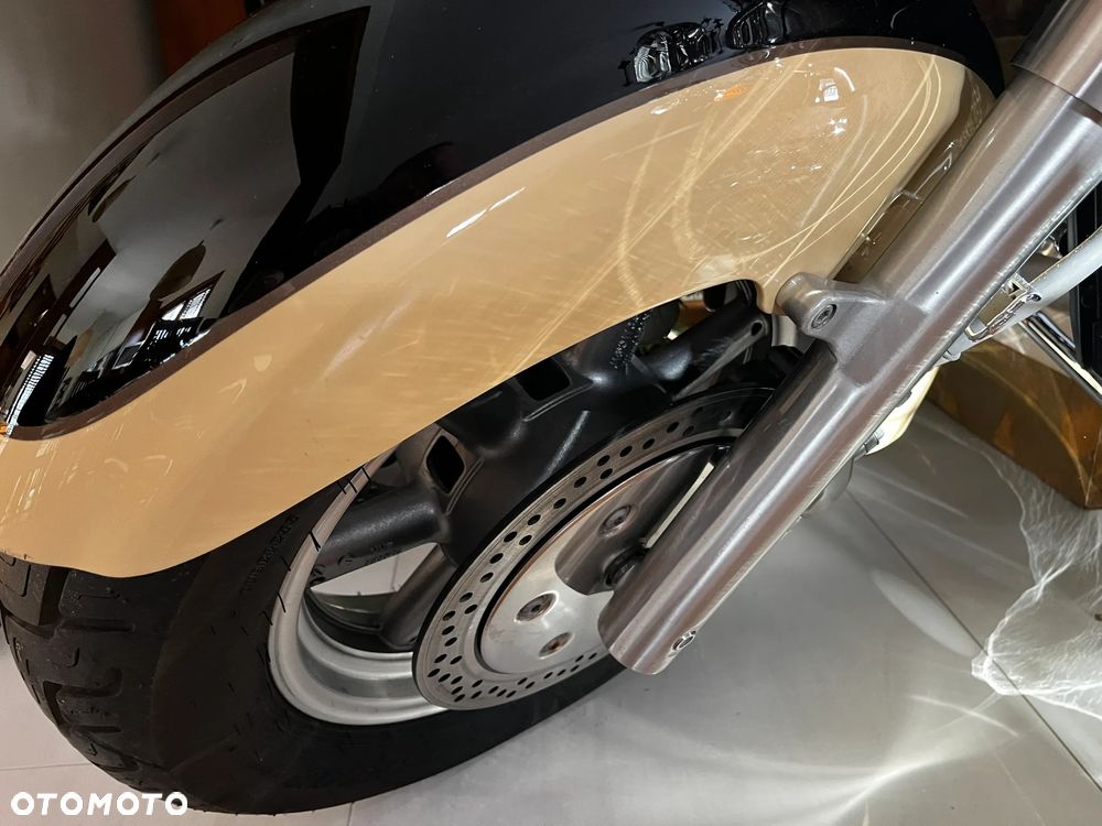 Yamaha Royal Star - 11