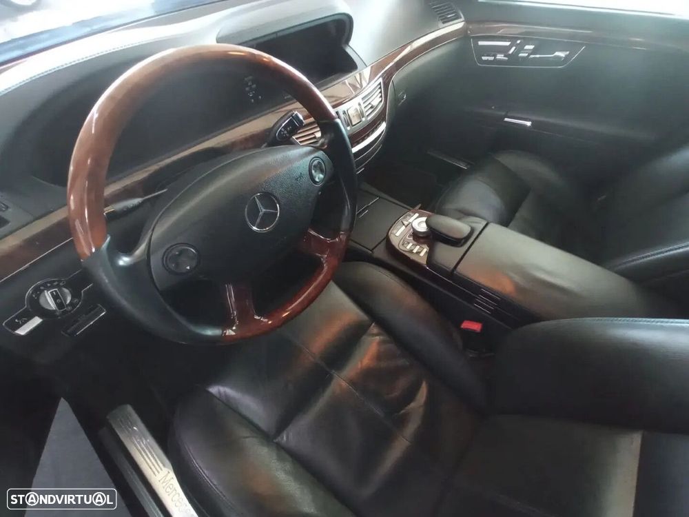 Mercedes-Benz S 320 - 53