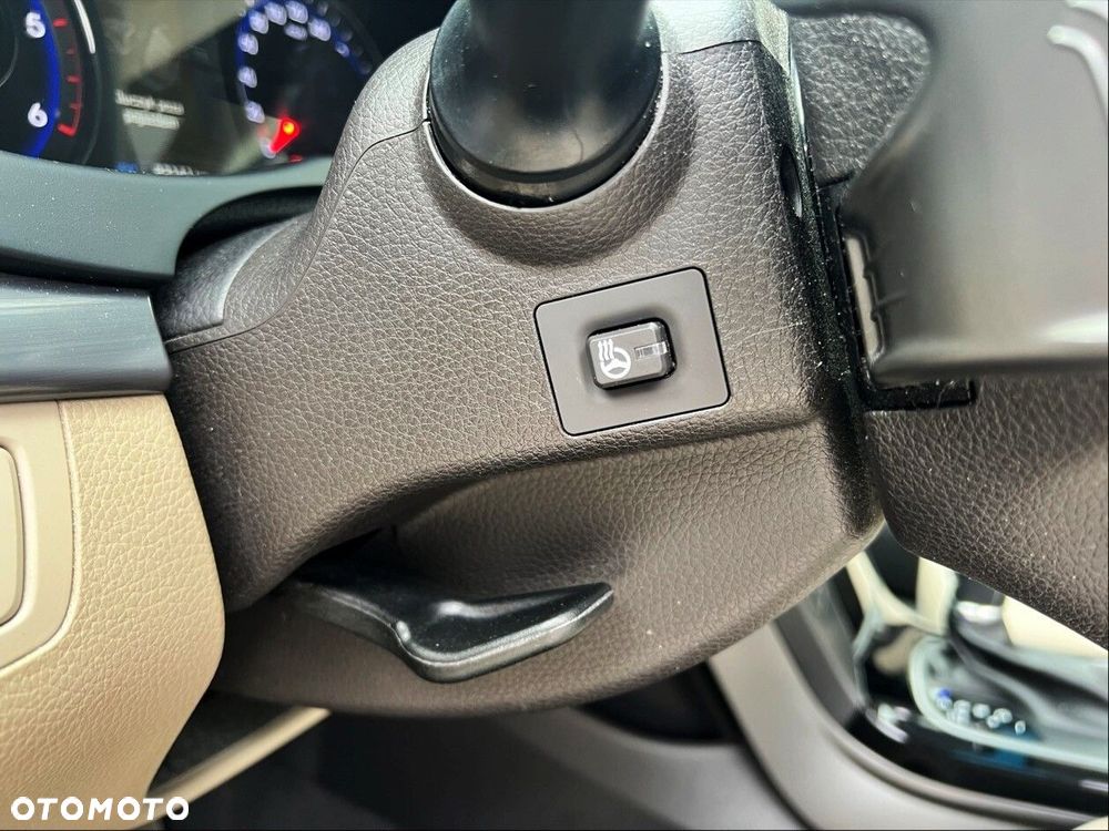 Hyundai i40 1.7 CRDi BlueDrive Business DCT - 23