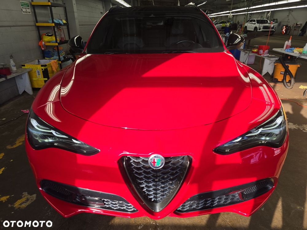 Alfa Romeo Stelvio 2.0 Turbo Veloce TI Q4 - 6