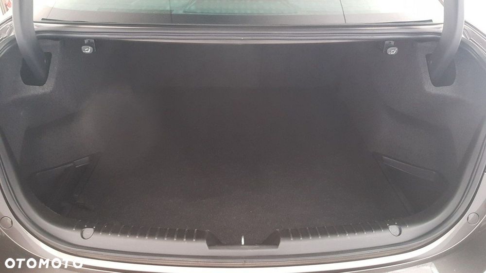 Mazda 6 - 16