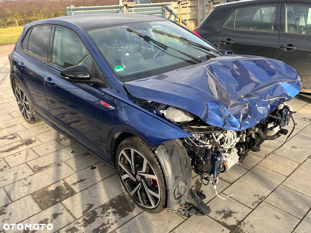Volkswagen Polo 2.0 TSI DSG GTI - 3