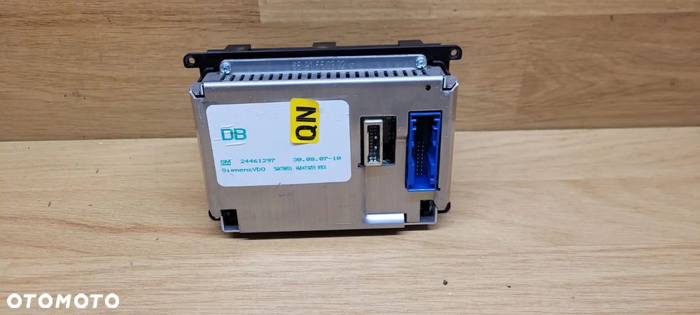 Wyświetlacz nawigacja opel vectra c lift  24461297 - 2