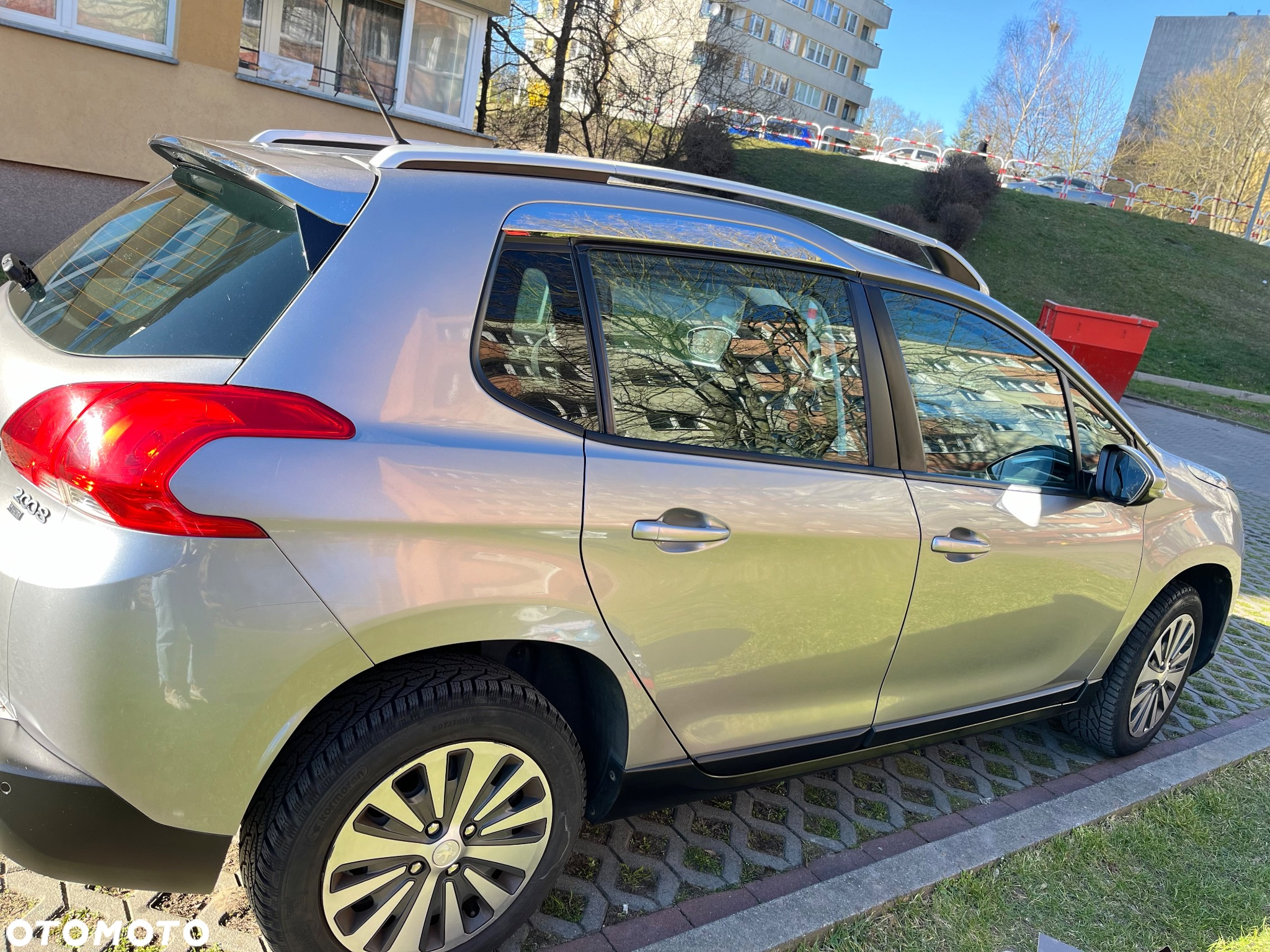 Peugeot 2008 - 5