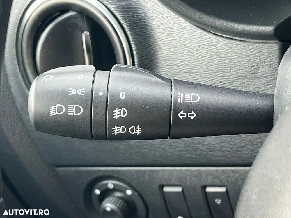 Dacia Lodgy 1.5 dCi 90 CP Stepway - 19