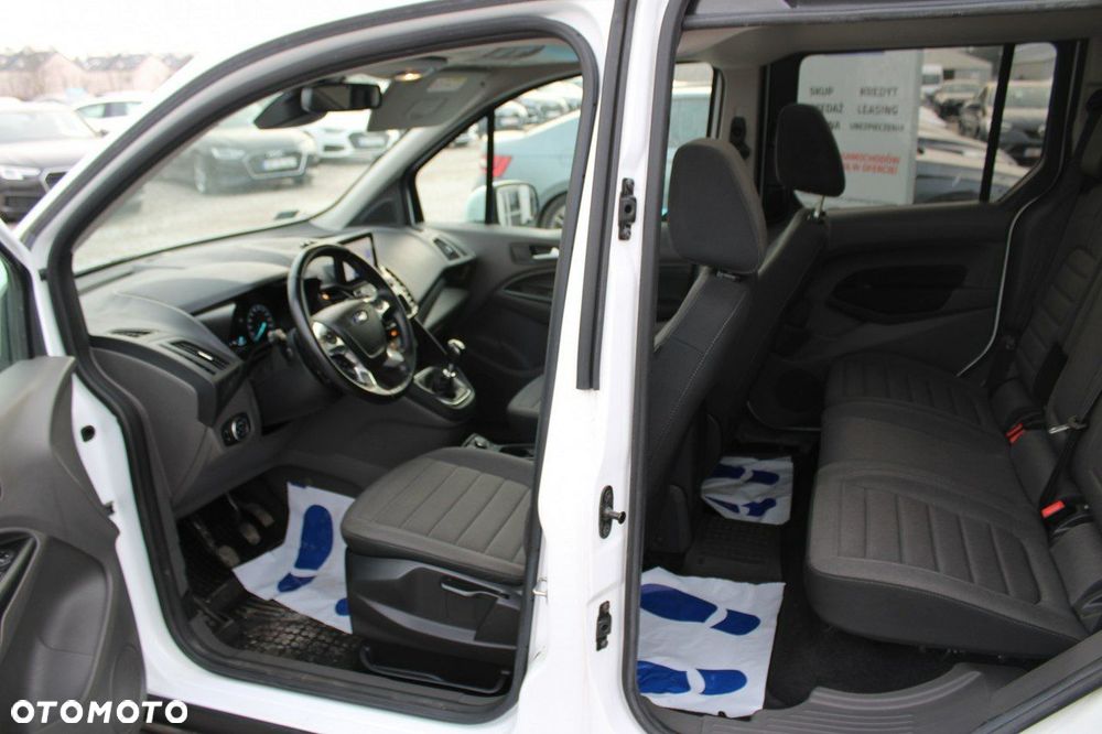 Ford Tourneo Connect - 30