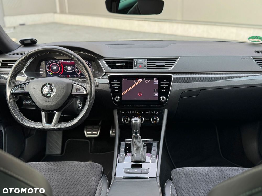 Skoda Superb 2.0 TDI DSG Sportline - 30