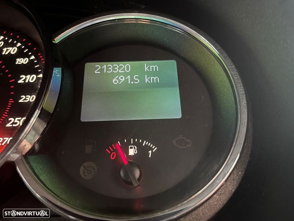 Renault Mégane Sport Tourer 1.5 dCi GT Line SS - 24