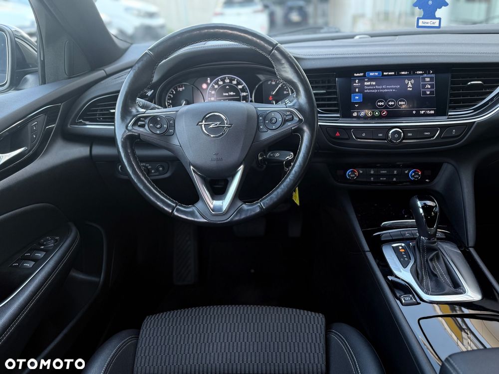 Opel Insignia - 18