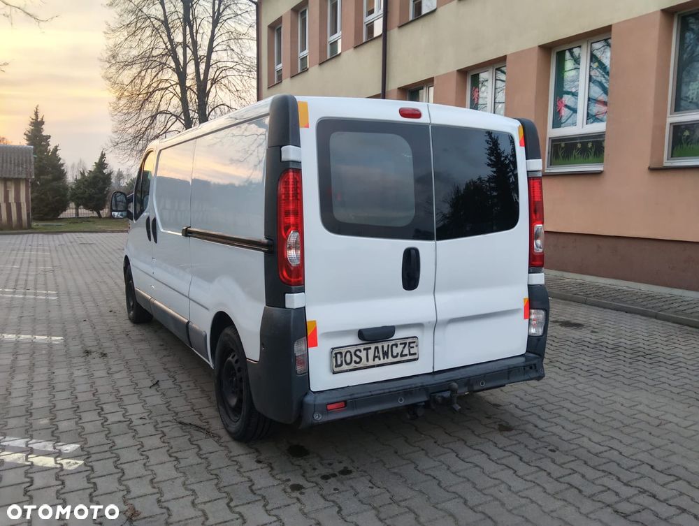 Opel Vivaro - 6