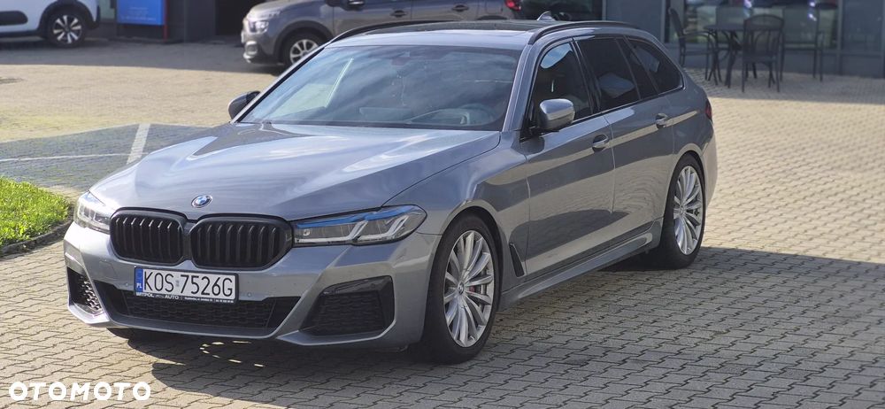 BMW Seria 5 520d xDrive Touring M Sport Edition - 1