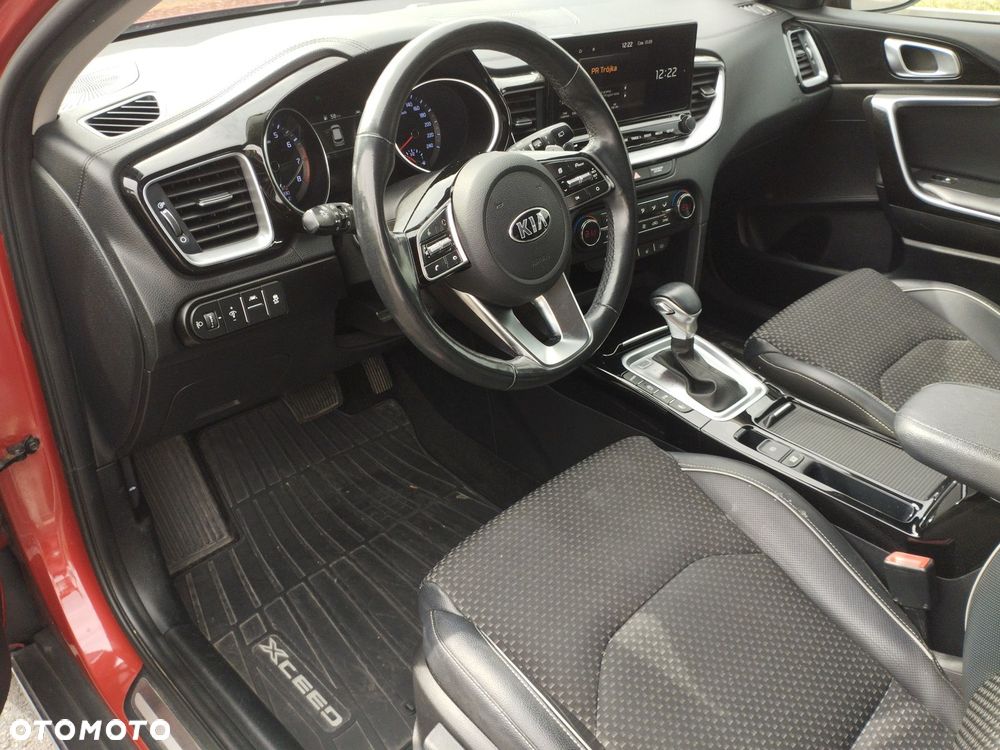 Kia XCeed 1.6 T-GDI L Business Line DCT - 10