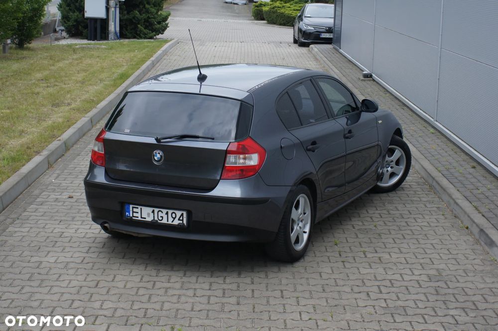 BMW Seria 1 118i - 17