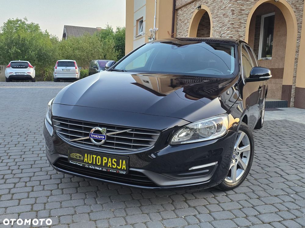 Volvo V60 D4 Momentum - 4