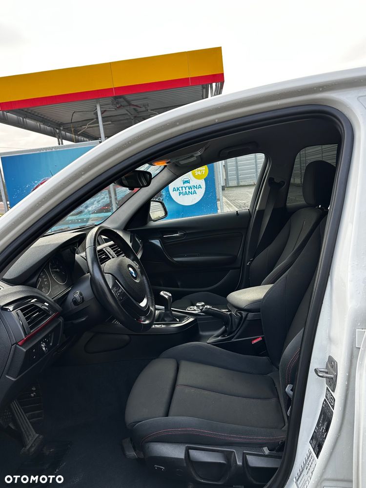 BMW Seria 1 118d Sport Line - 7