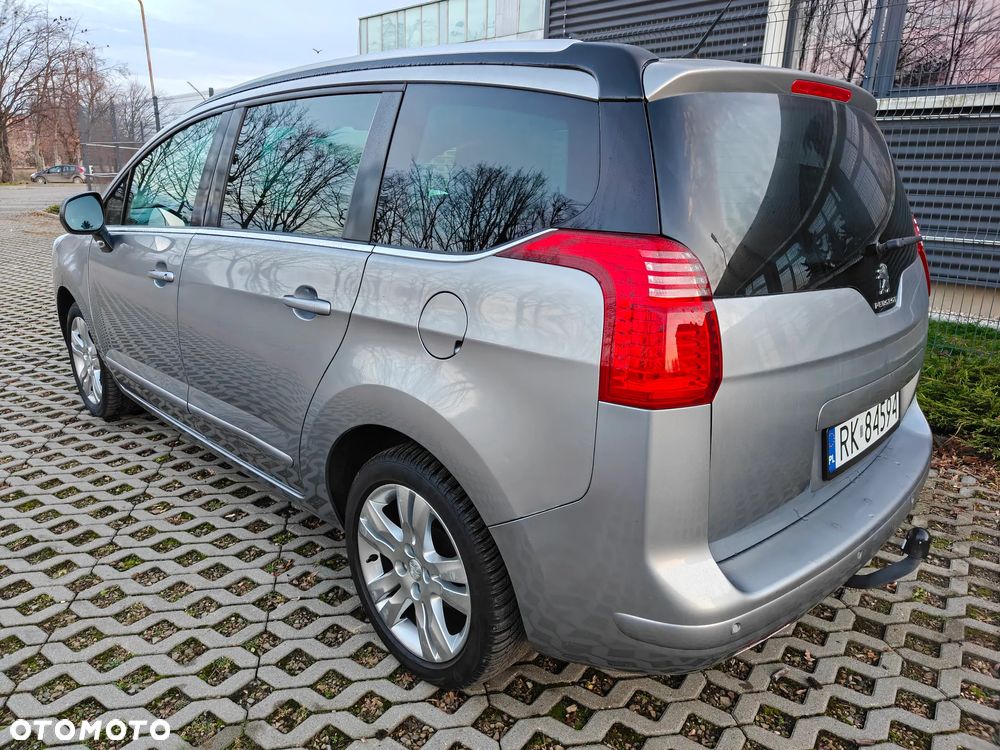 Peugeot 5008 1.6 HDi Active 7os - 8