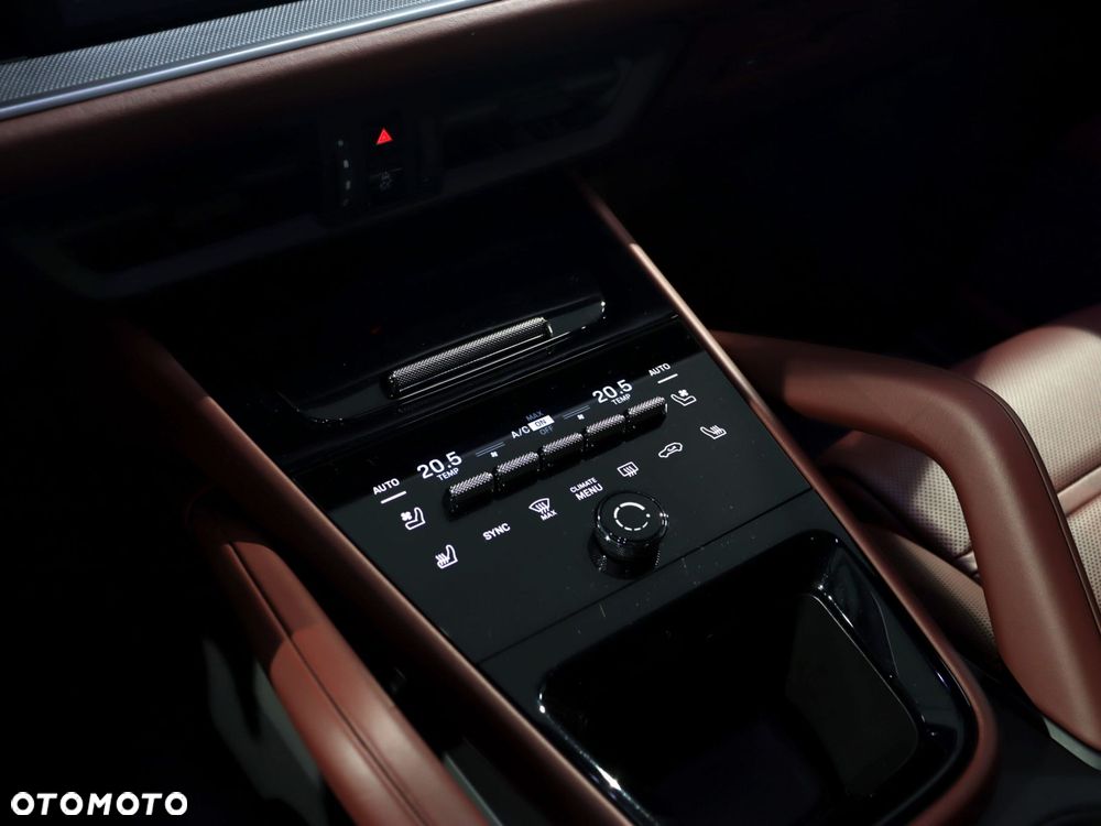 Porsche Cayenne S - 24