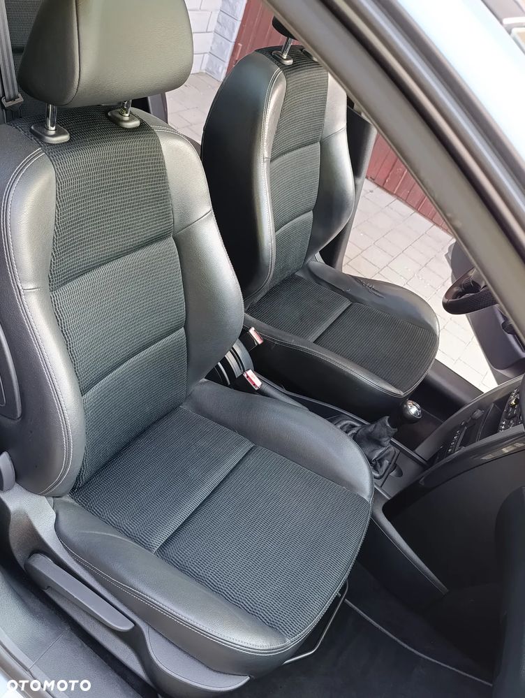 Peugeot 207 1.6 Premium - 15