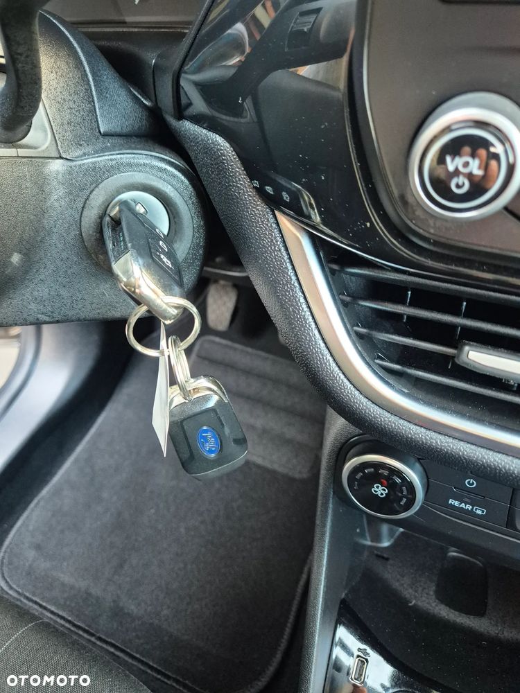 Ford Fiesta 1.1 SYNC Edition - 22