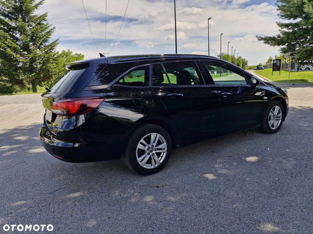 Opel Astra V 1.4 T Elite - 12