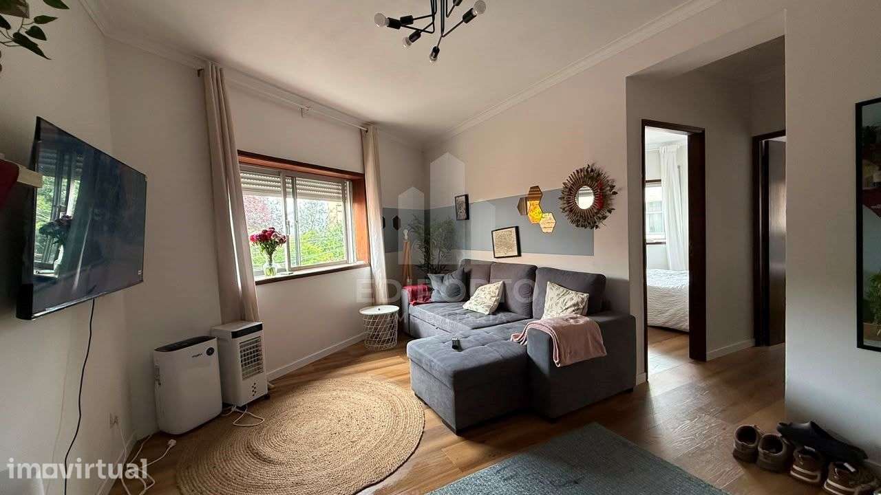 Apartamento T2 mobilado no Candal, próximo ao arrábida Shopping -  Dis - Grande imagem: 2/10