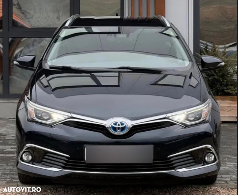 Toyota Auris 1.8 L VVT-i TS Hybrid Sol+ - 2