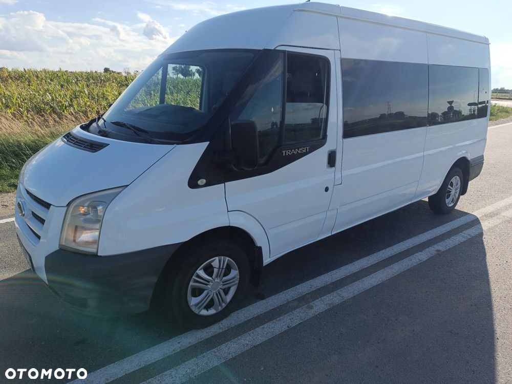 Ford Transit - 12