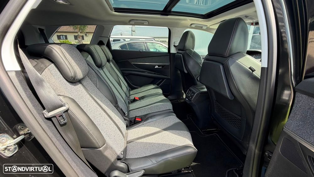 Peugeot 5008 1.6 BlueHDi Allure EAT6 J18 - 22