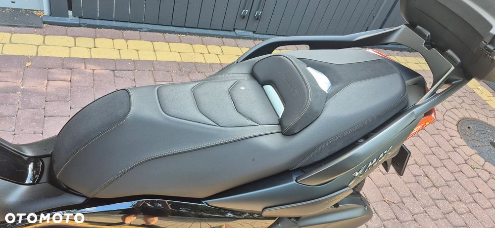 Yamaha X-max - 12