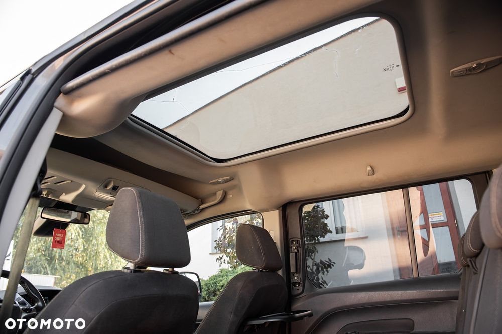 Ford Tourneo Connect - 22