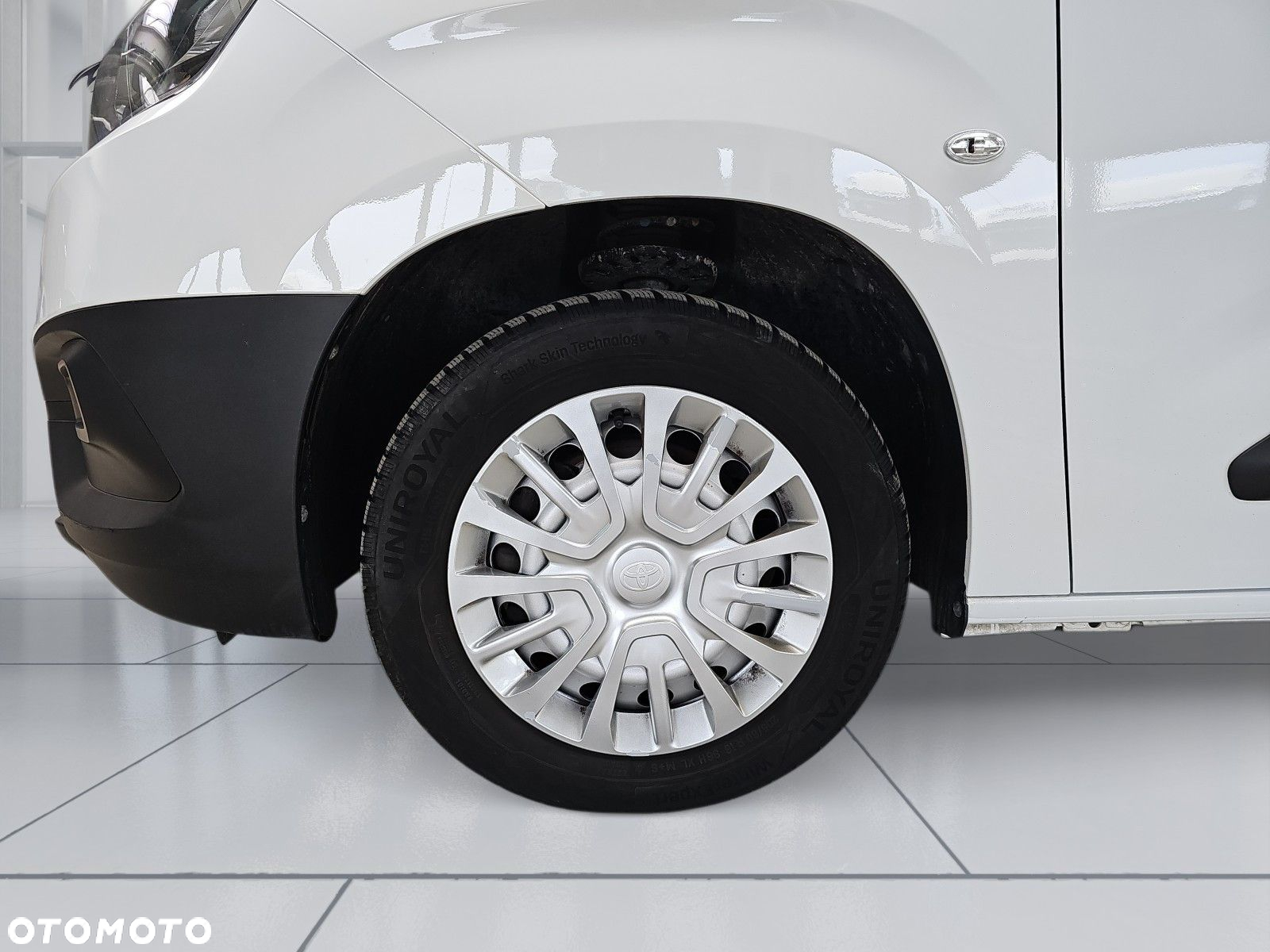 Toyota ProAce 2.3T 1.5 D-4D 75KM std Furgon Active - 9