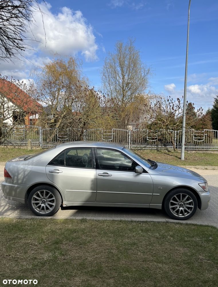 Lexus IS 200 Classic - 6