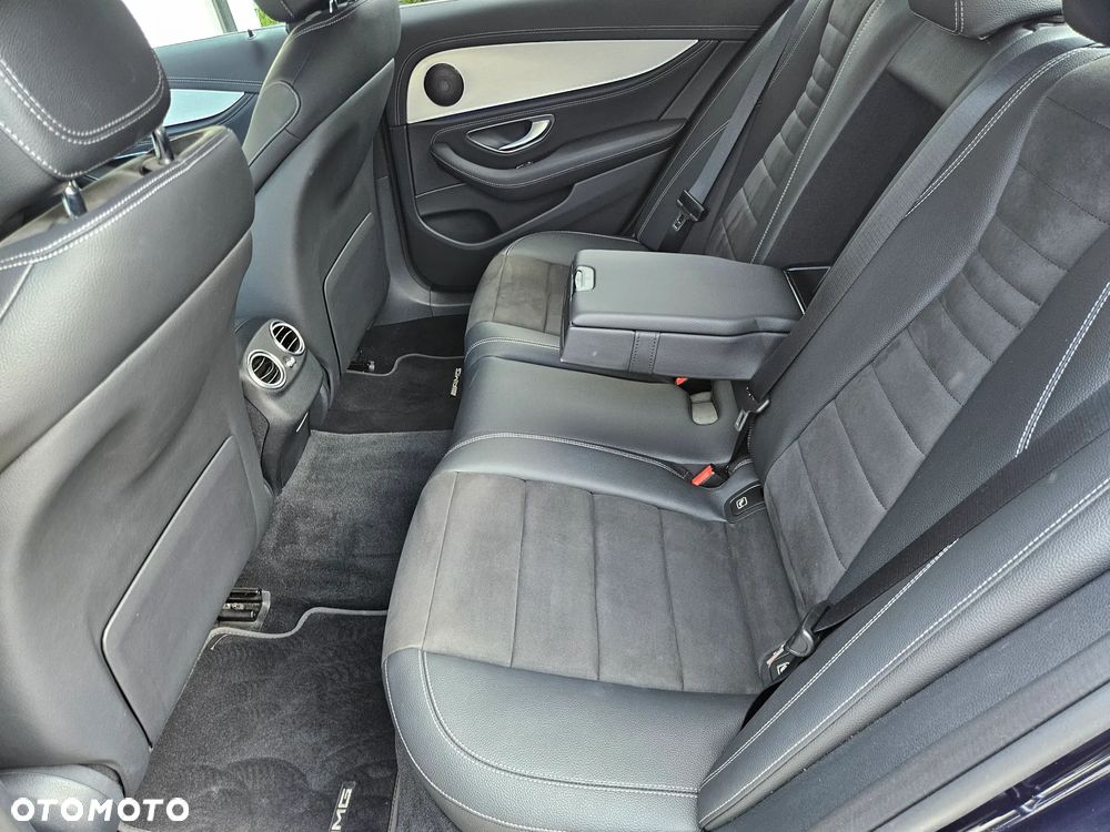 Mercedes-Benz Klasa E 220 d 4-Matic AMG - 26